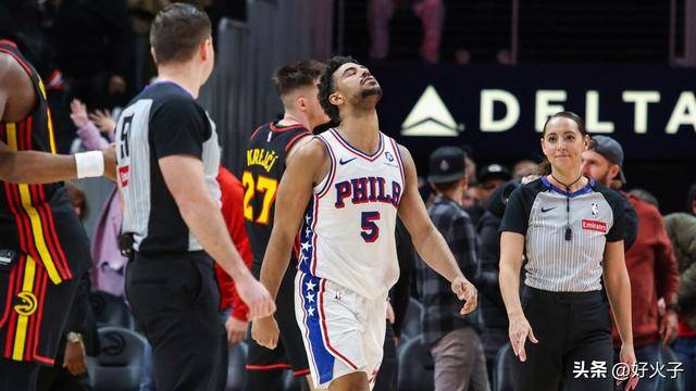 美加墨世界杯-搞笑，NBA裁判集体批评76人队解说员不了解后场违例规则